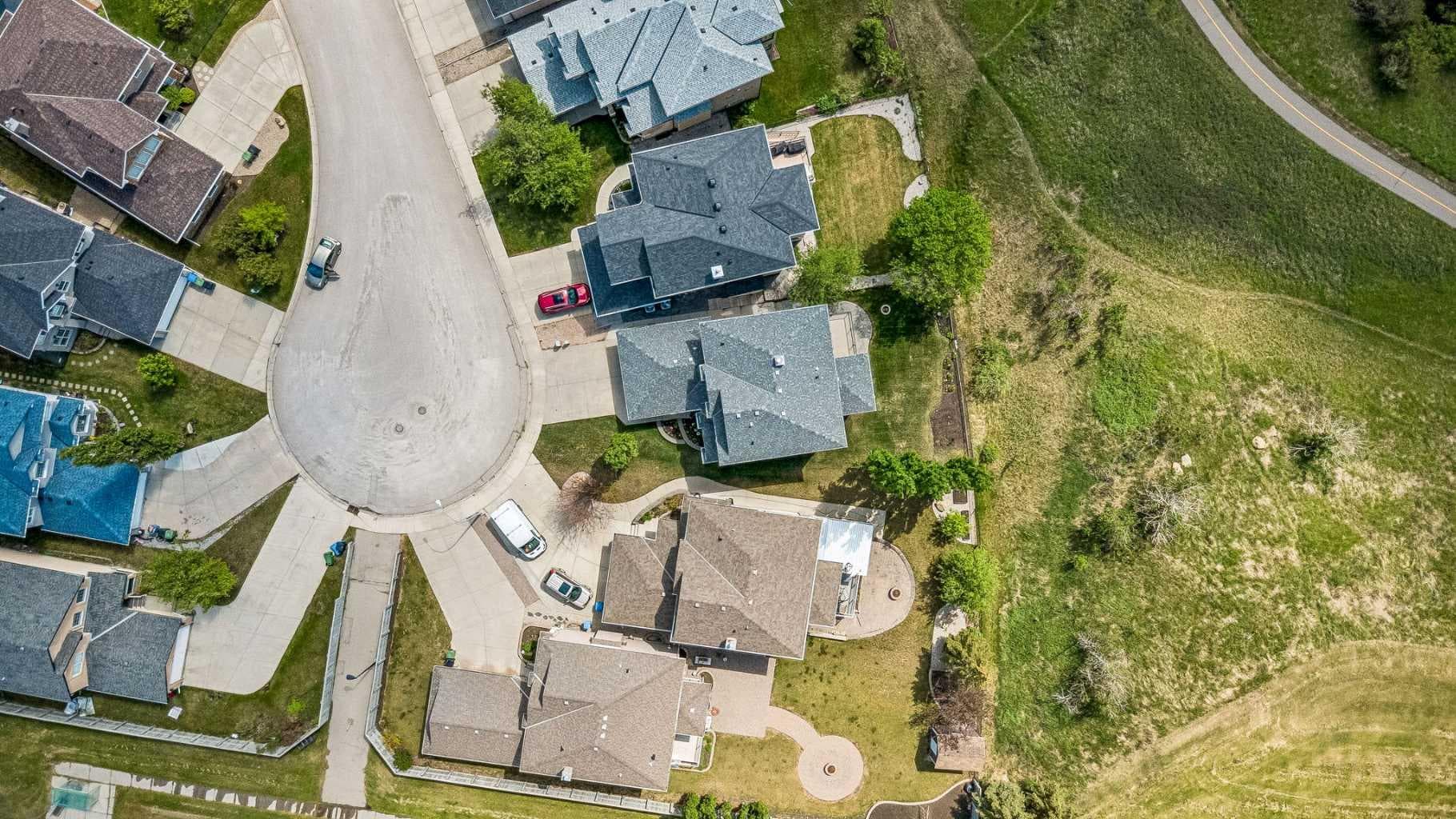 127 Edgeridge Close NW