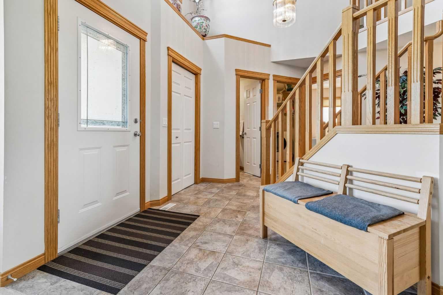 127 Edgeridge Close NW