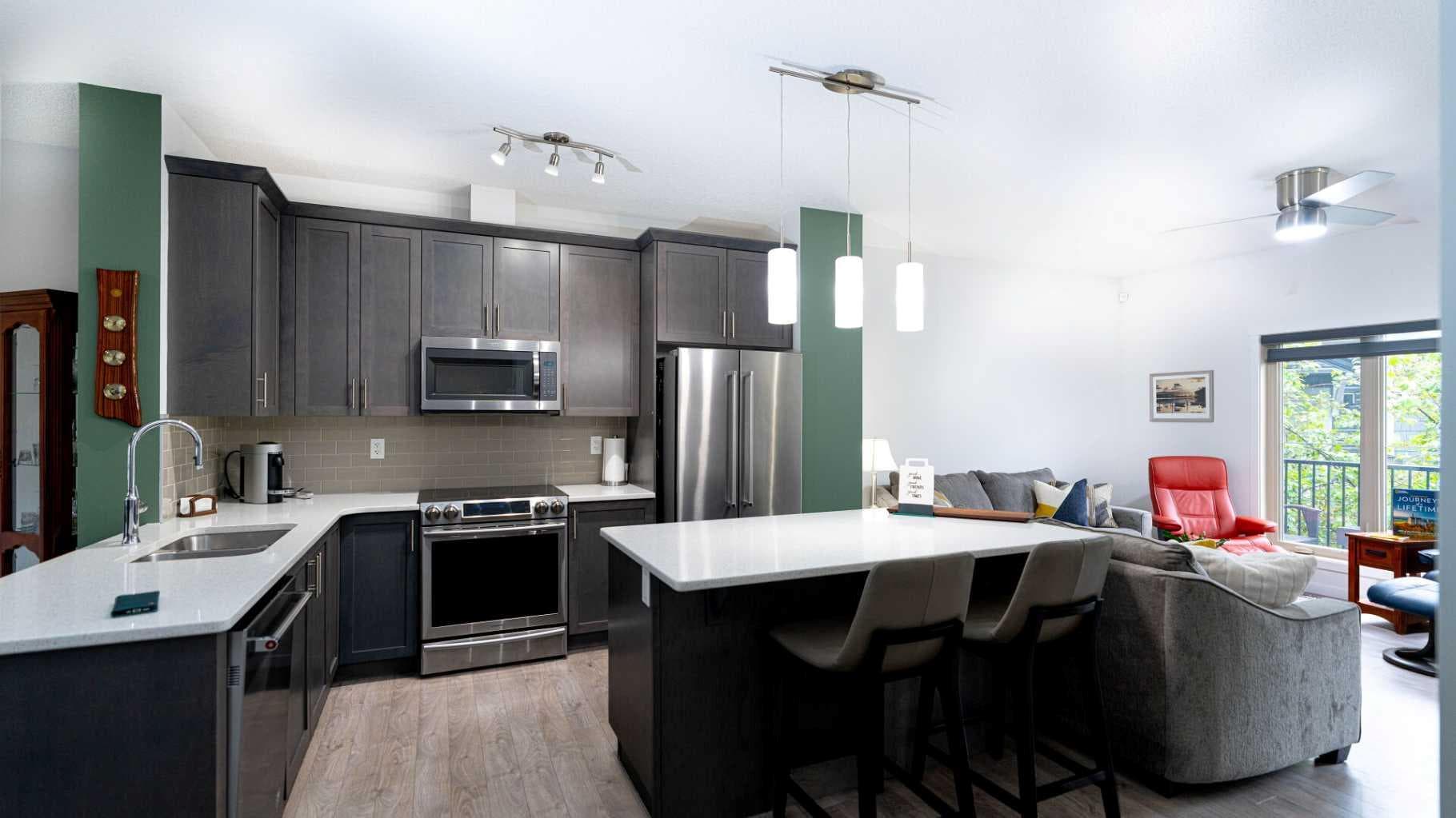 340 Legacy Point SE