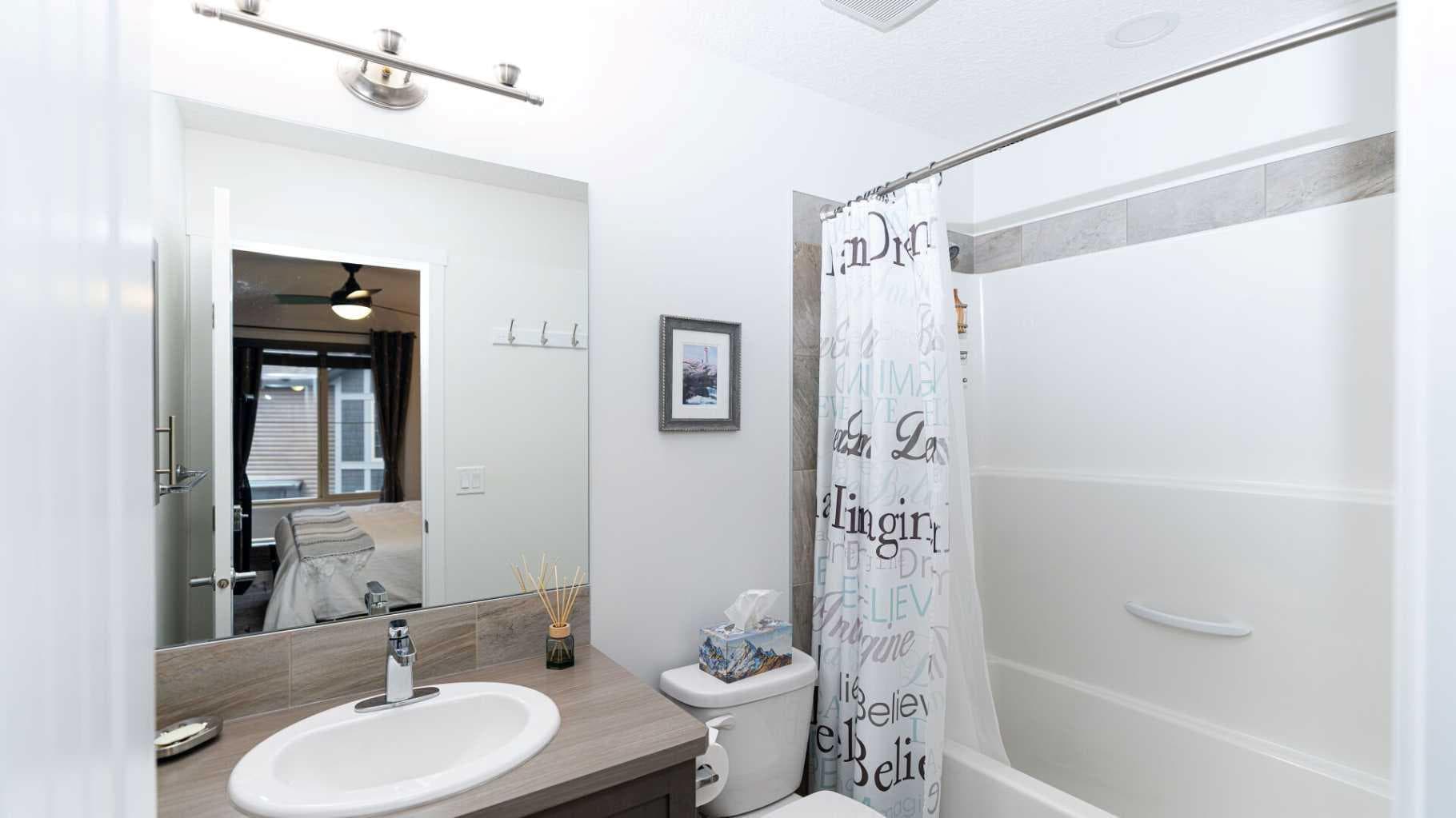 340 Legacy Point SE