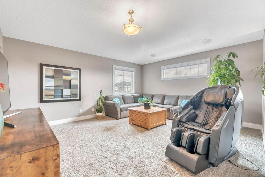 233 Sandpiper Boulevard 
