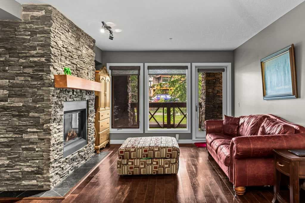 105, 106 Stewart Creek Landing 