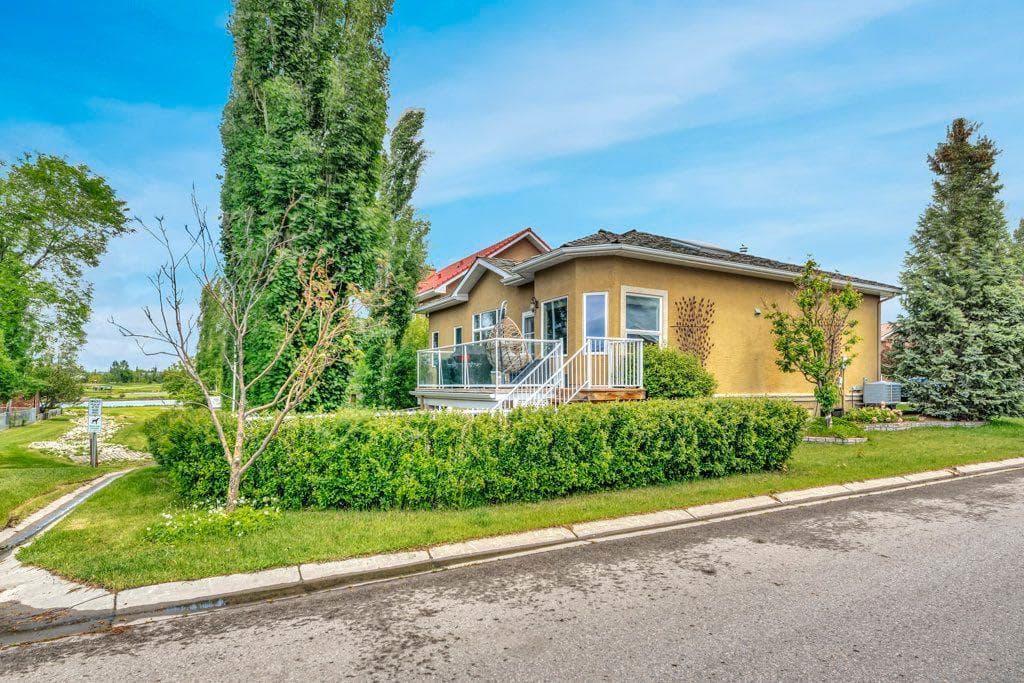 199 Lakeside Greens Court 