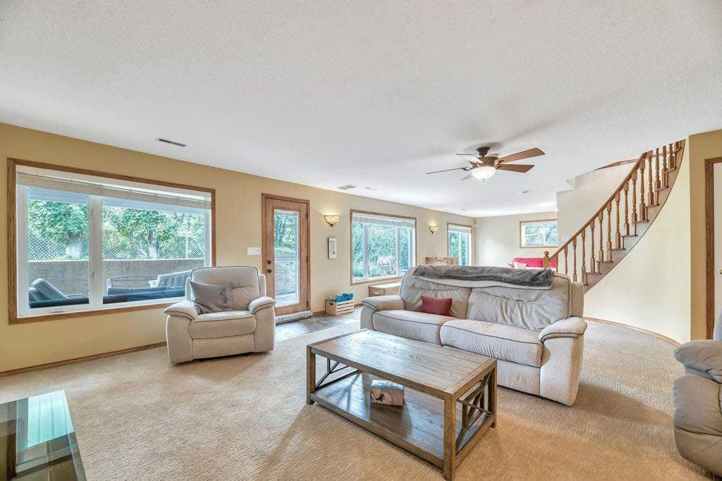 199 Lakeside Greens Court 