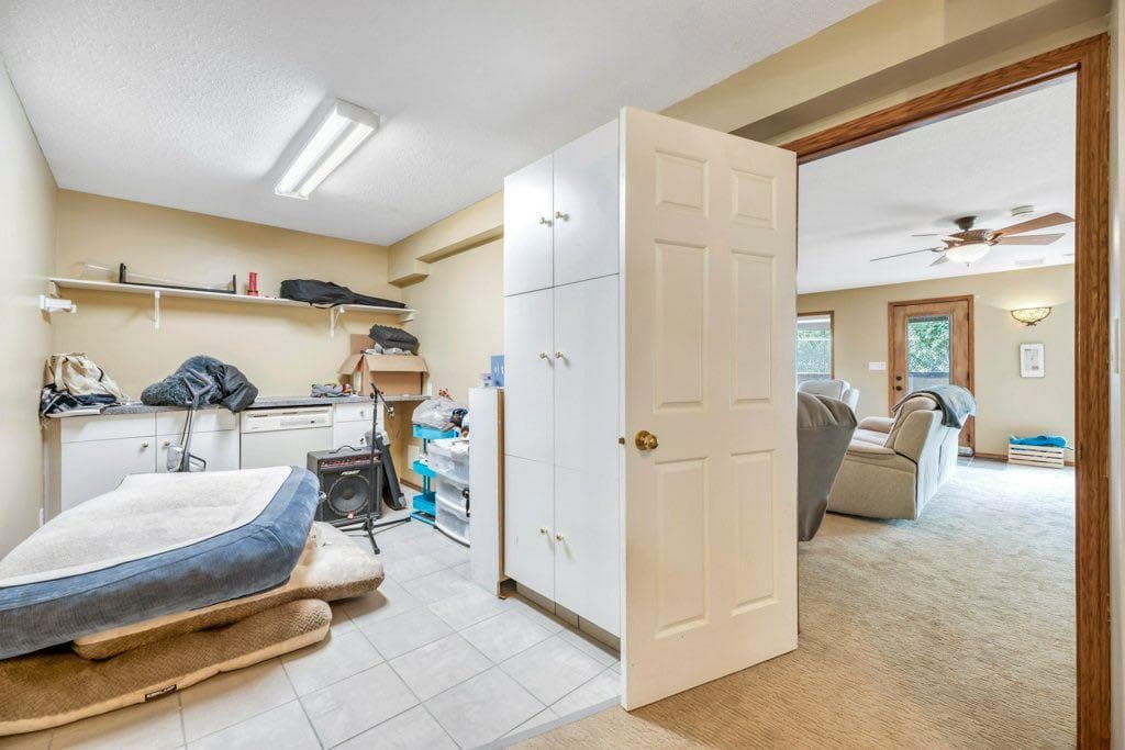 199 Lakeside Greens Court 