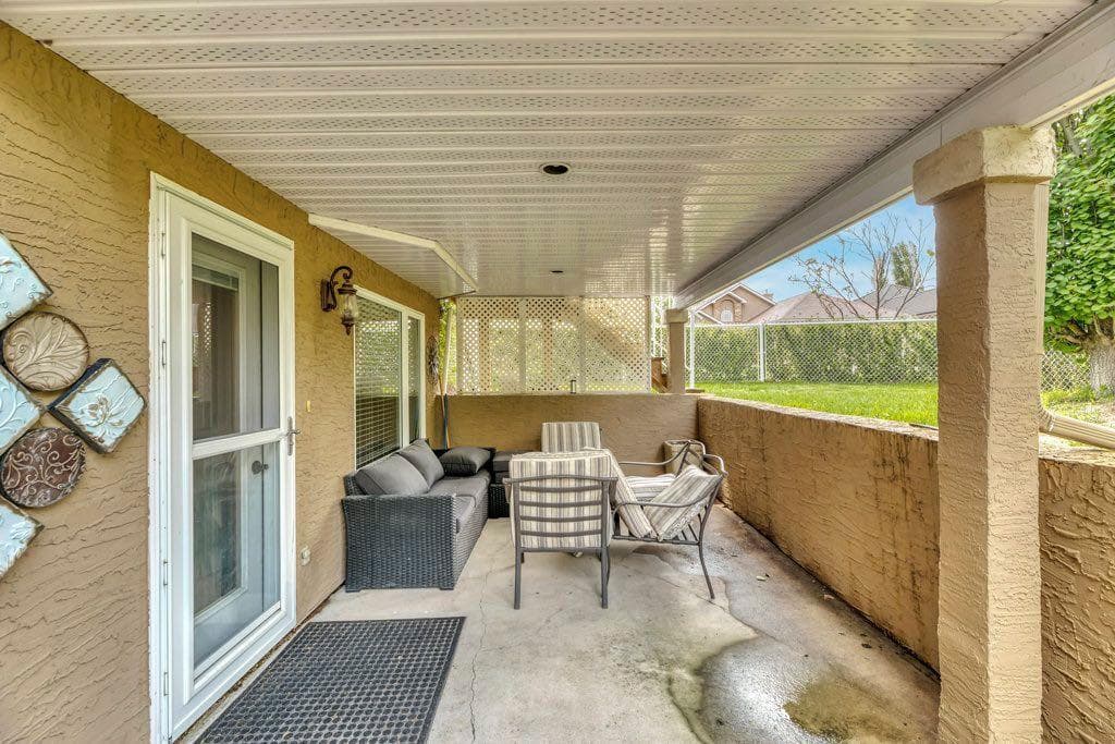 199 Lakeside Greens Court 