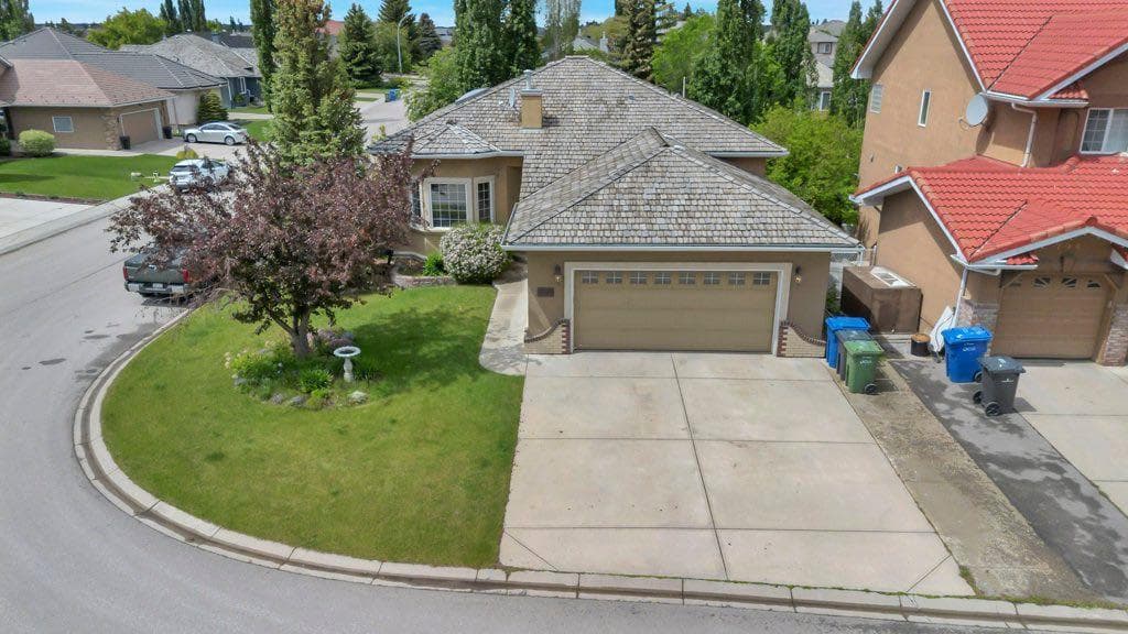 199 Lakeside Greens Court 