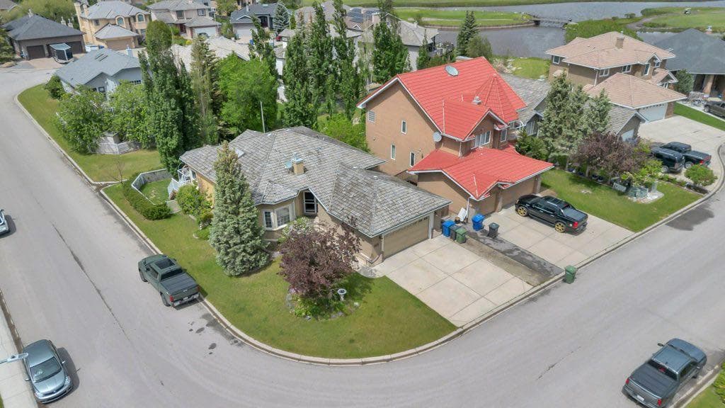 199 Lakeside Greens Court 