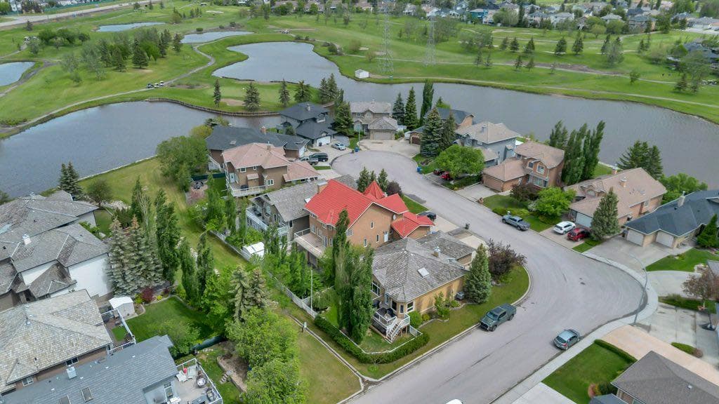 199 Lakeside Greens Court 