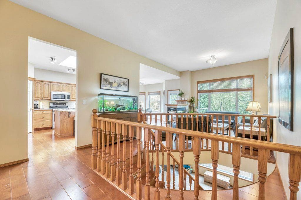 199 Lakeside Greens Court 
