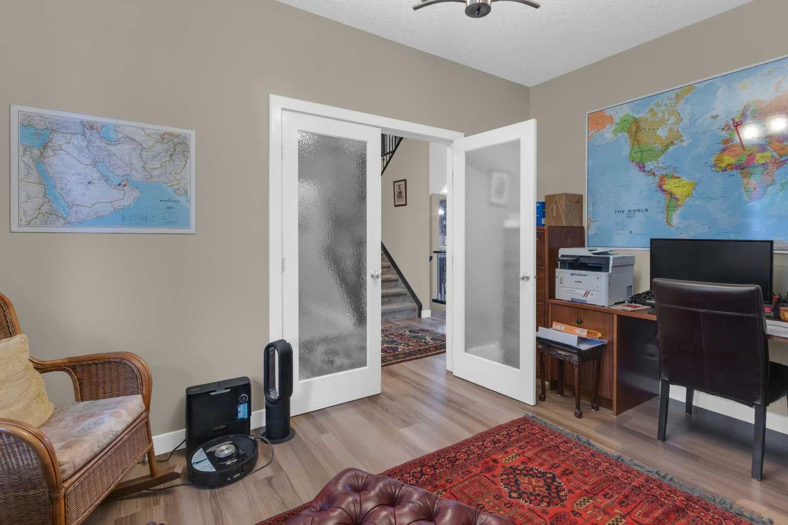 172 Ridge View Close 