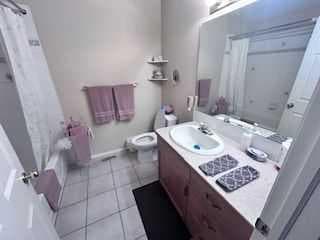 140 Dovista Court SE