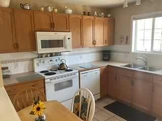 140 Dovista Court SE