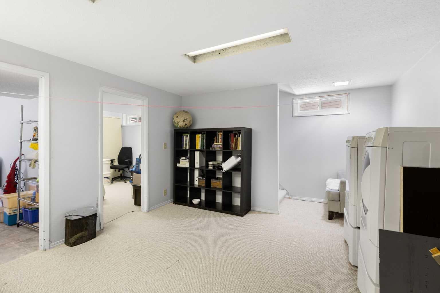 252 Templeview Way NE