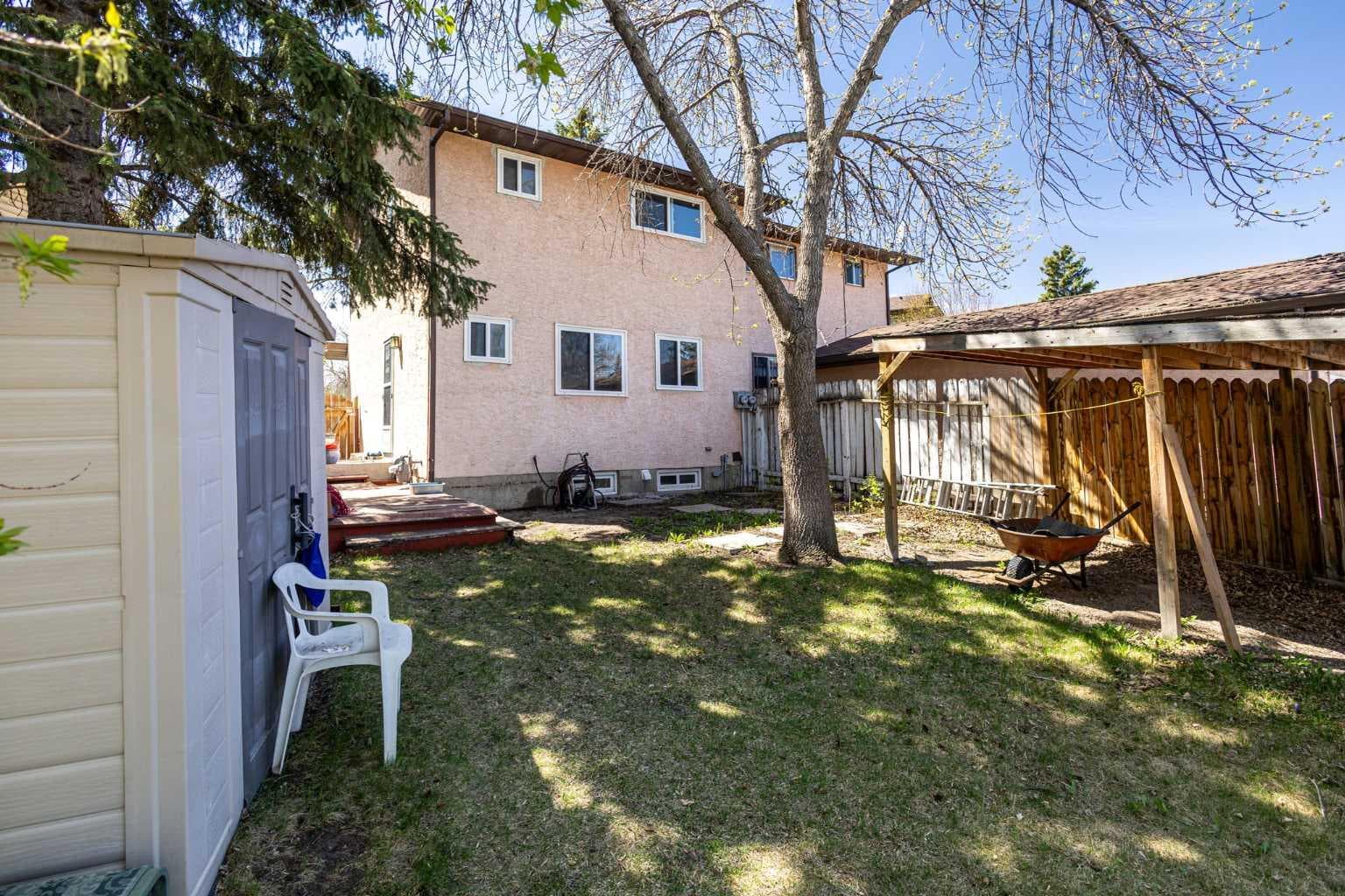 252 Templeview Way NE