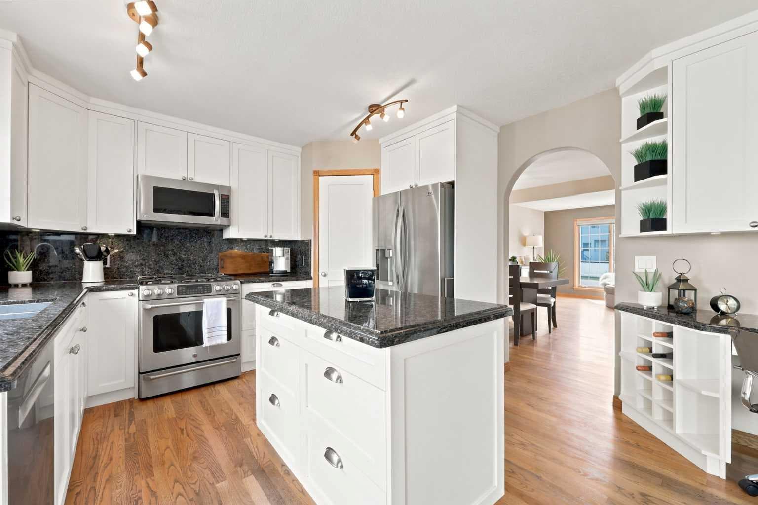 360 Hidden Ranch Circle NW