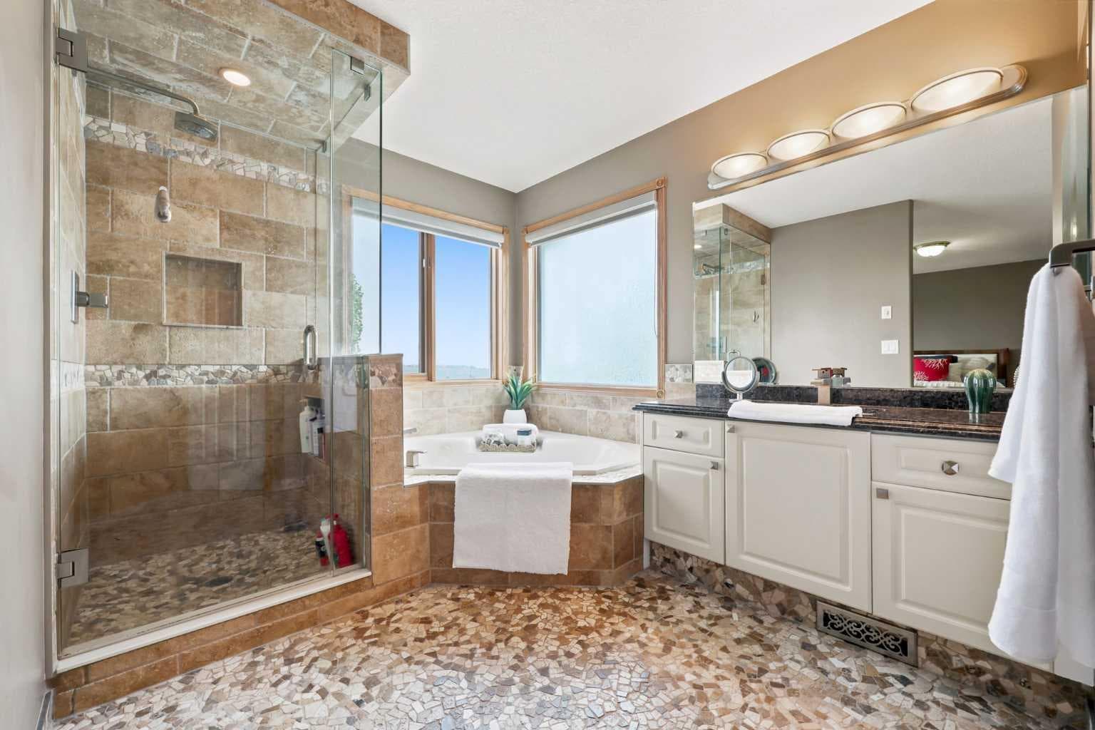 360 Hidden Ranch Circle NW