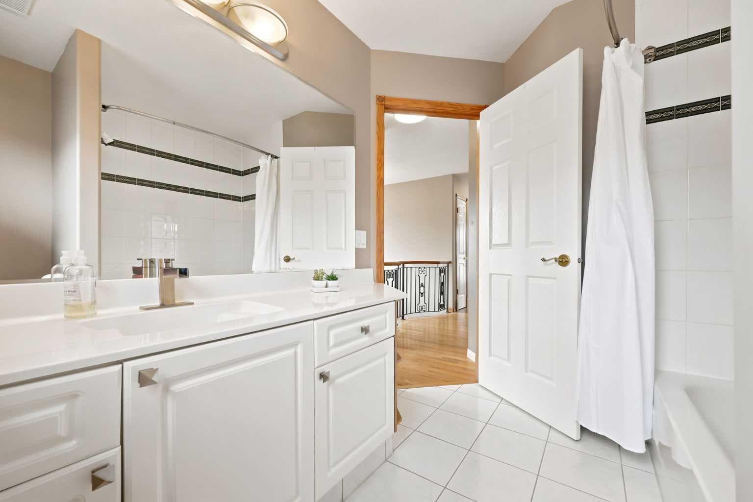 360 Hidden Ranch Circle NW