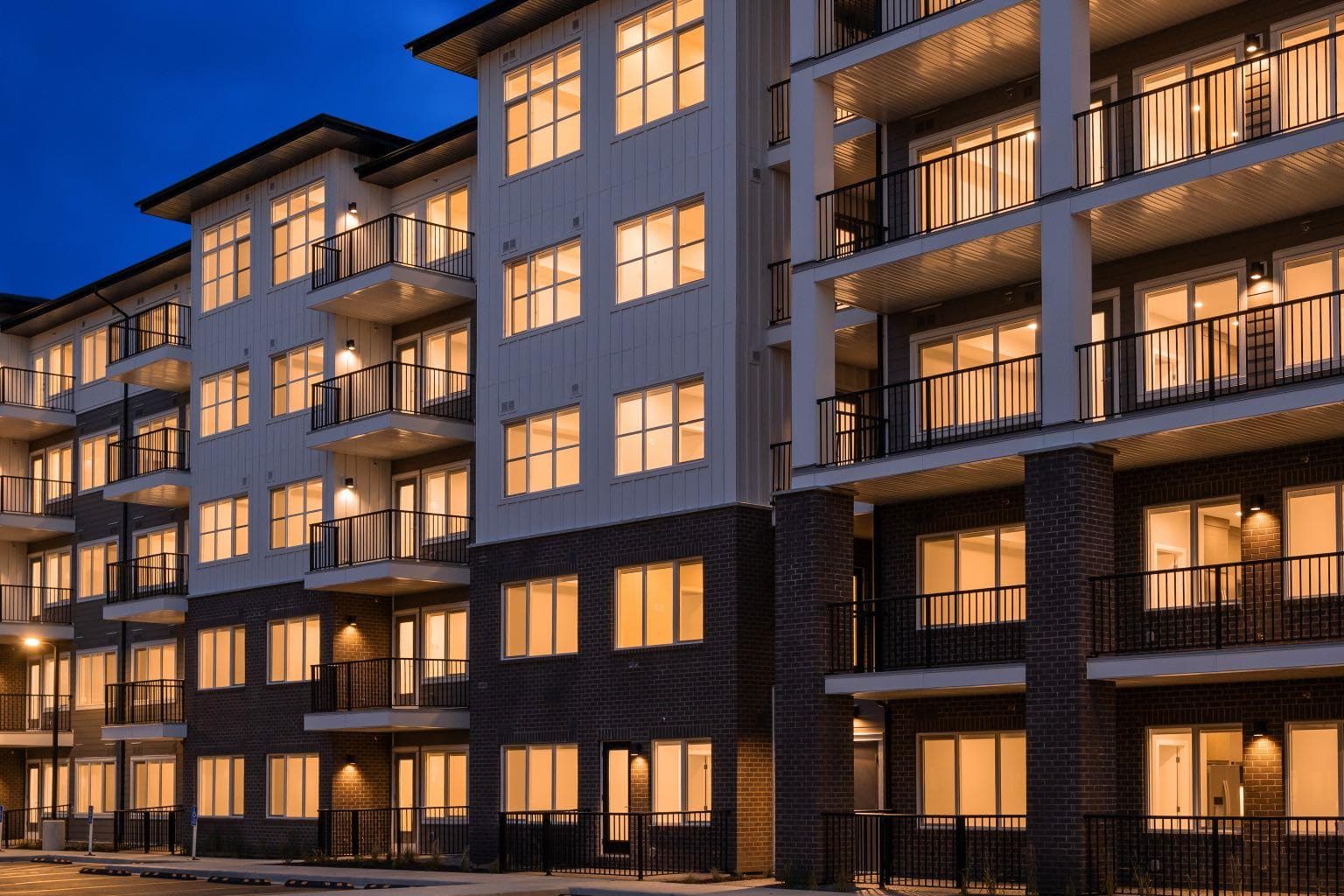 2419, 44 Skyview Parkway 