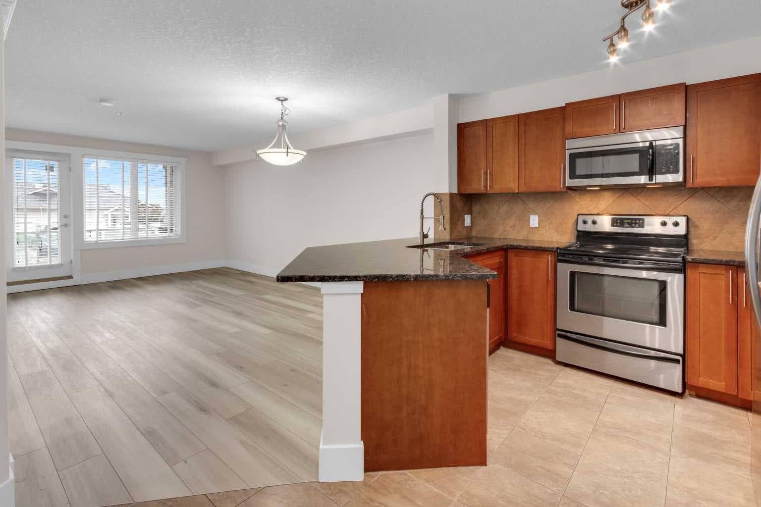 102, 500 Rocky Vista Gardens NW