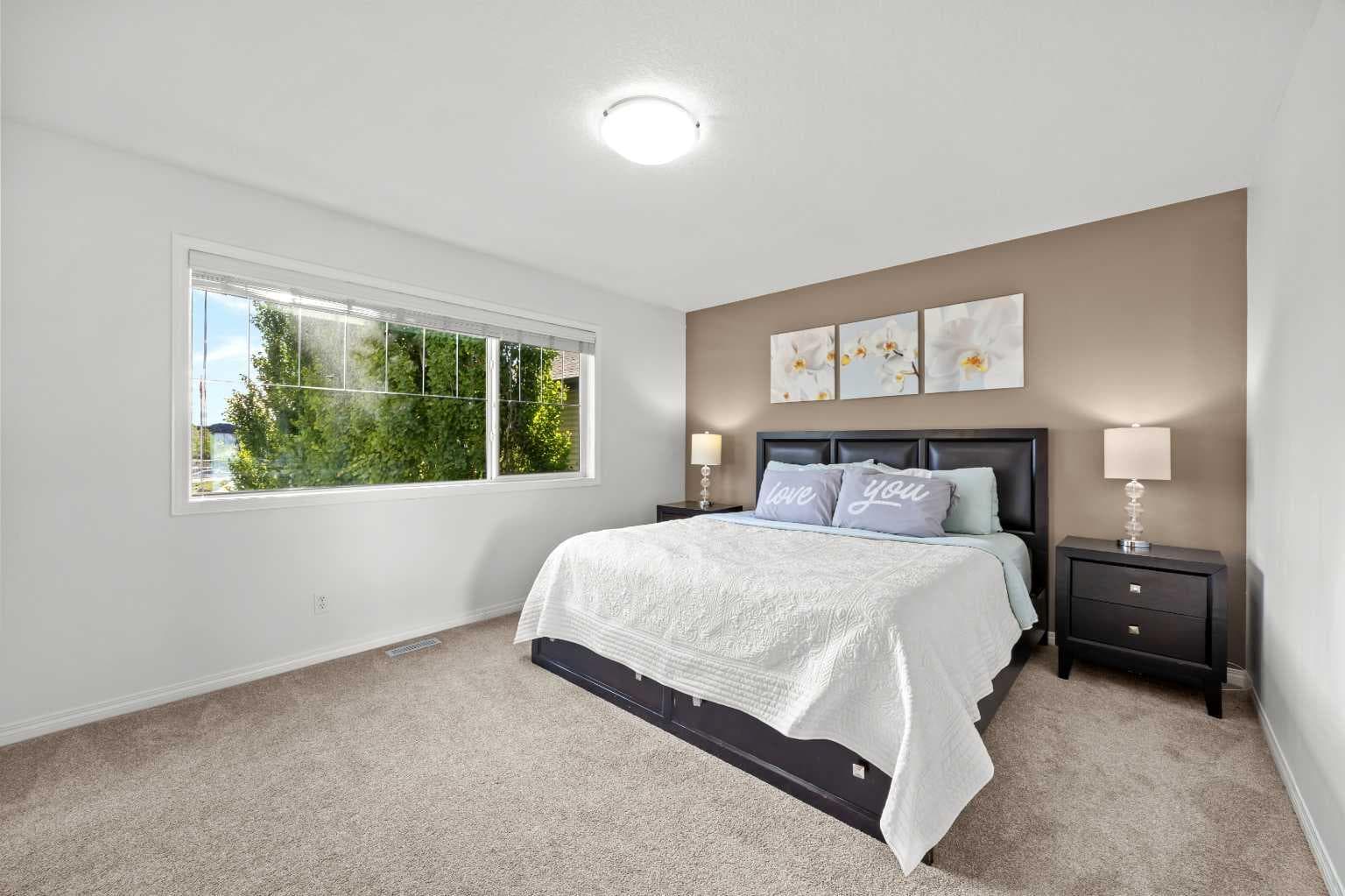 318 Coopers Drive SW