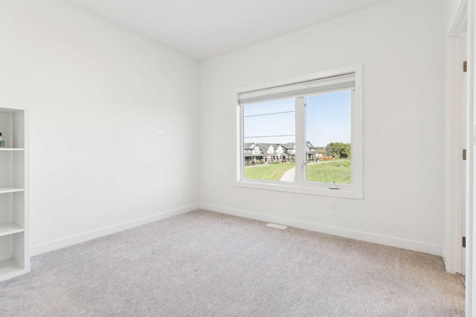 51 Midgrove Drive SW