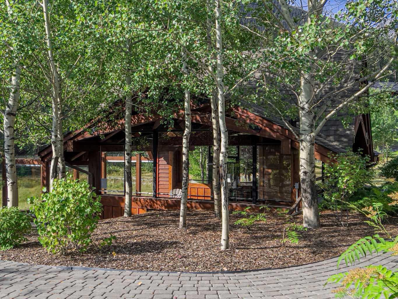 218, 106 Stewart Creek Landing  
