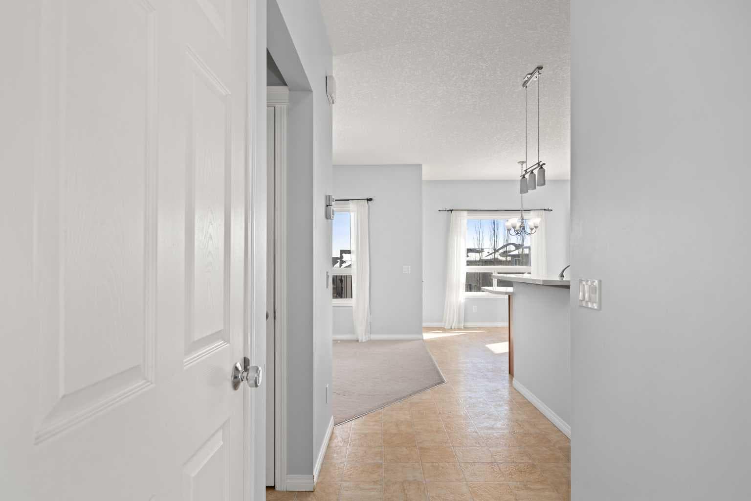 102 Kincora Glen Mews NW