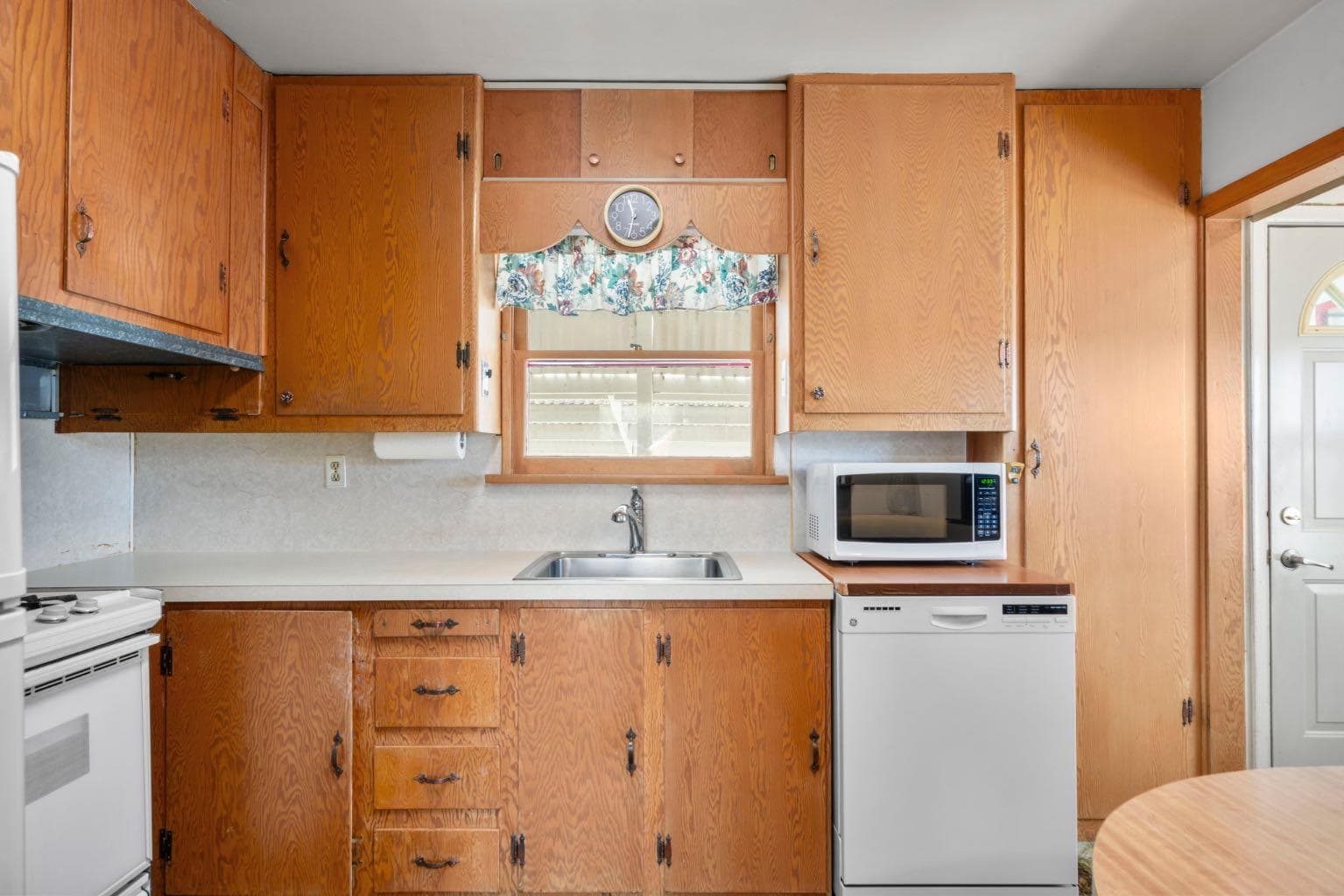 332 Third Street W