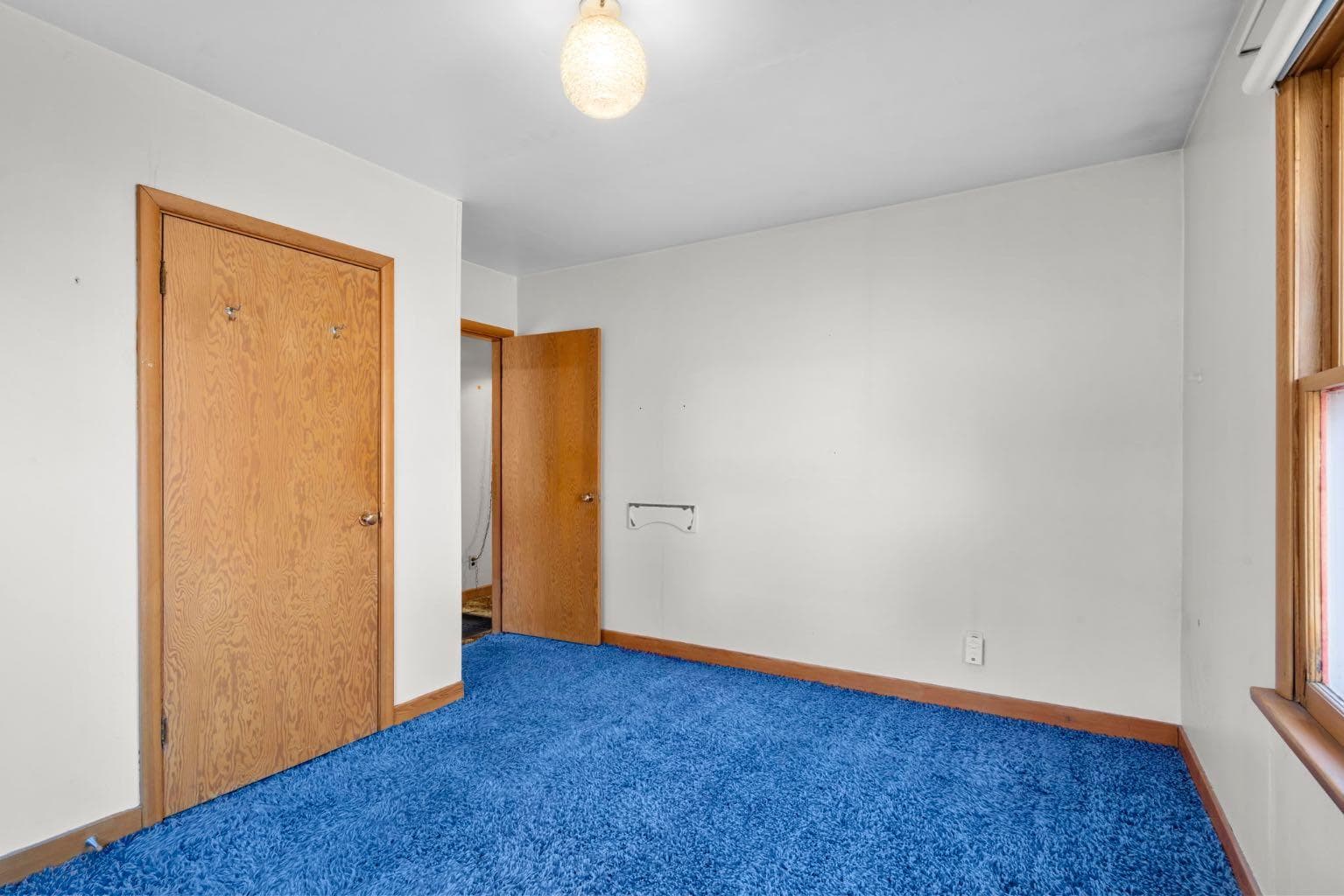 332 Third Street W