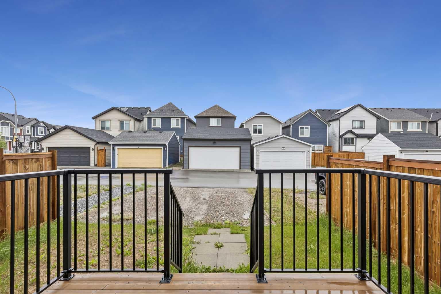 291 Magnolia Square SE
