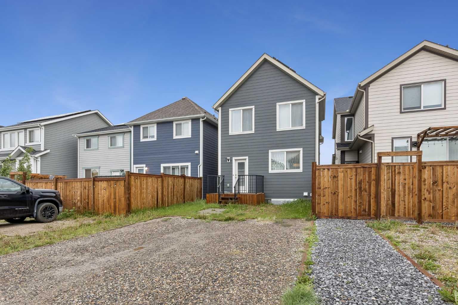 291 Magnolia Square SE