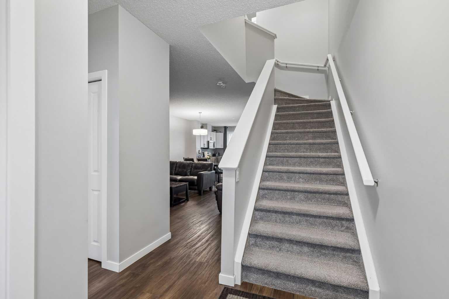 291 Magnolia Square SE