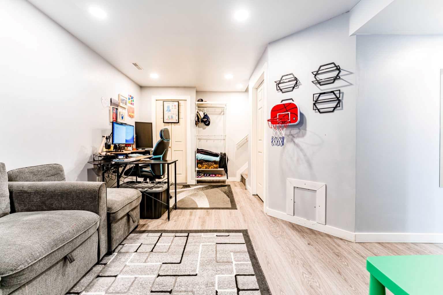 134 Tarawood Lane NE