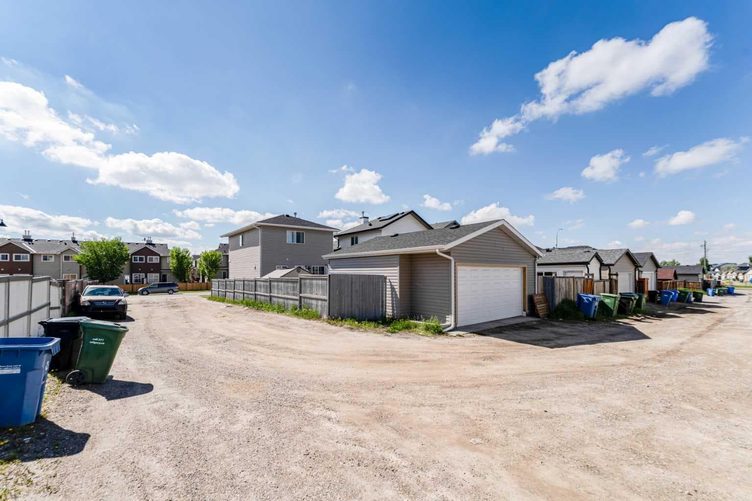 134 Tarawood Lane NE