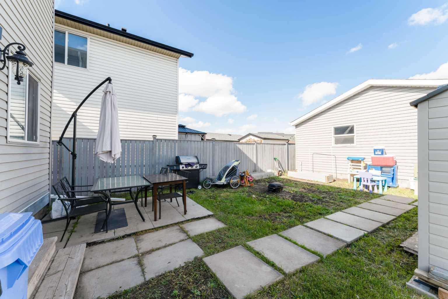 134 Tarawood Lane NE