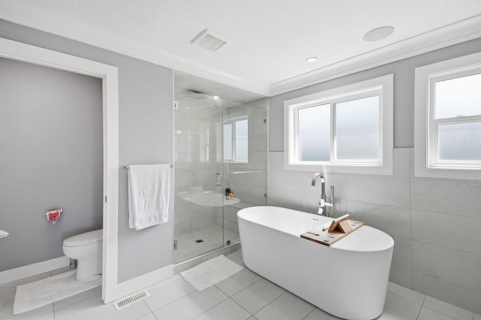 160 Kinniburgh Loop 