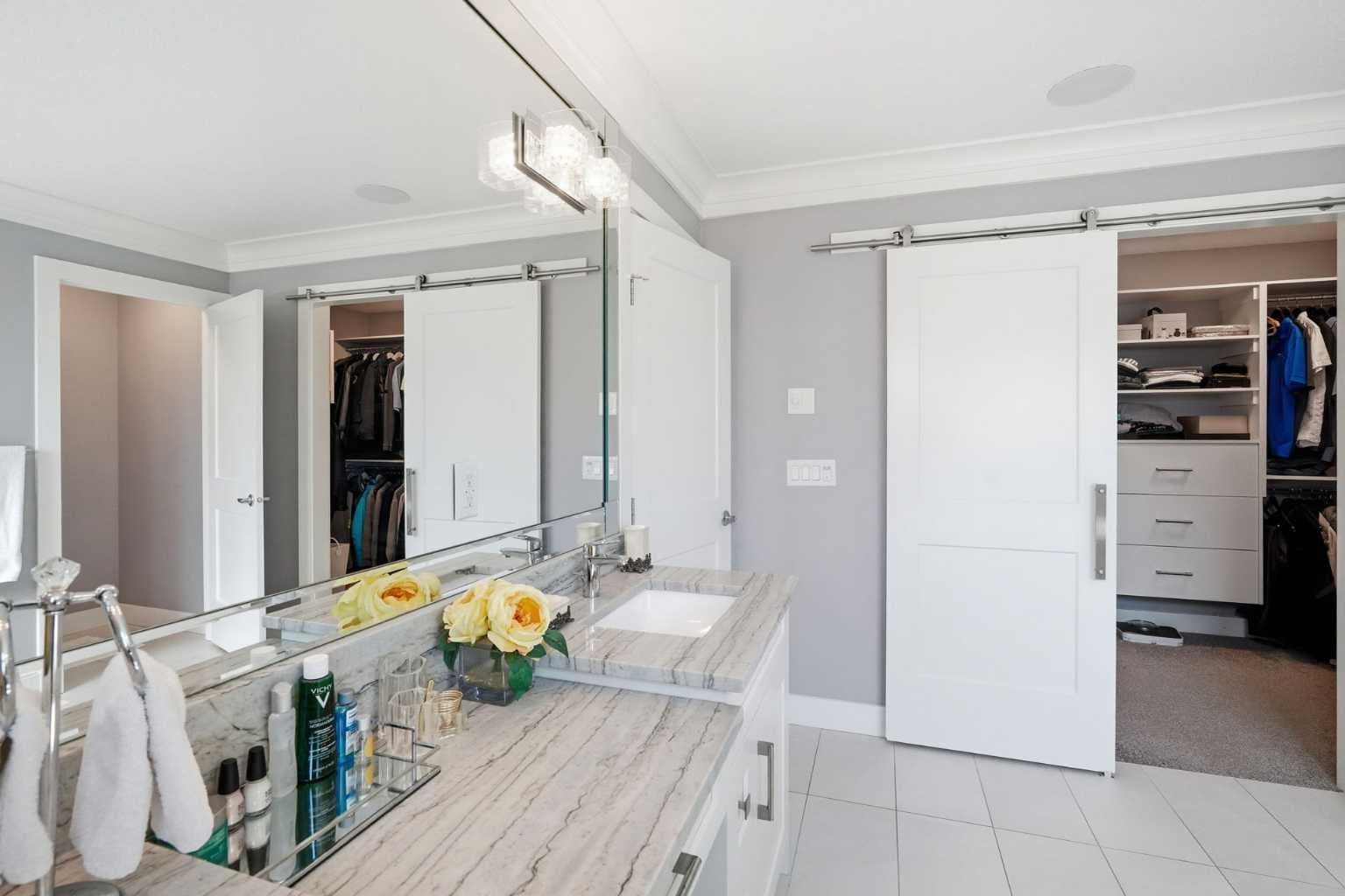 160 Kinniburgh Loop 