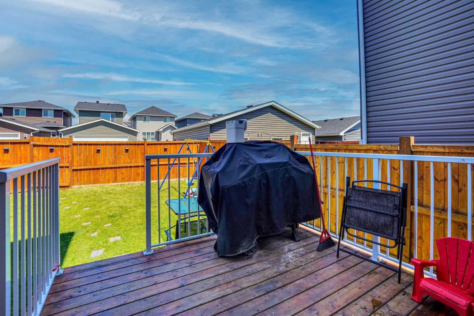 158 Redstone Common NE