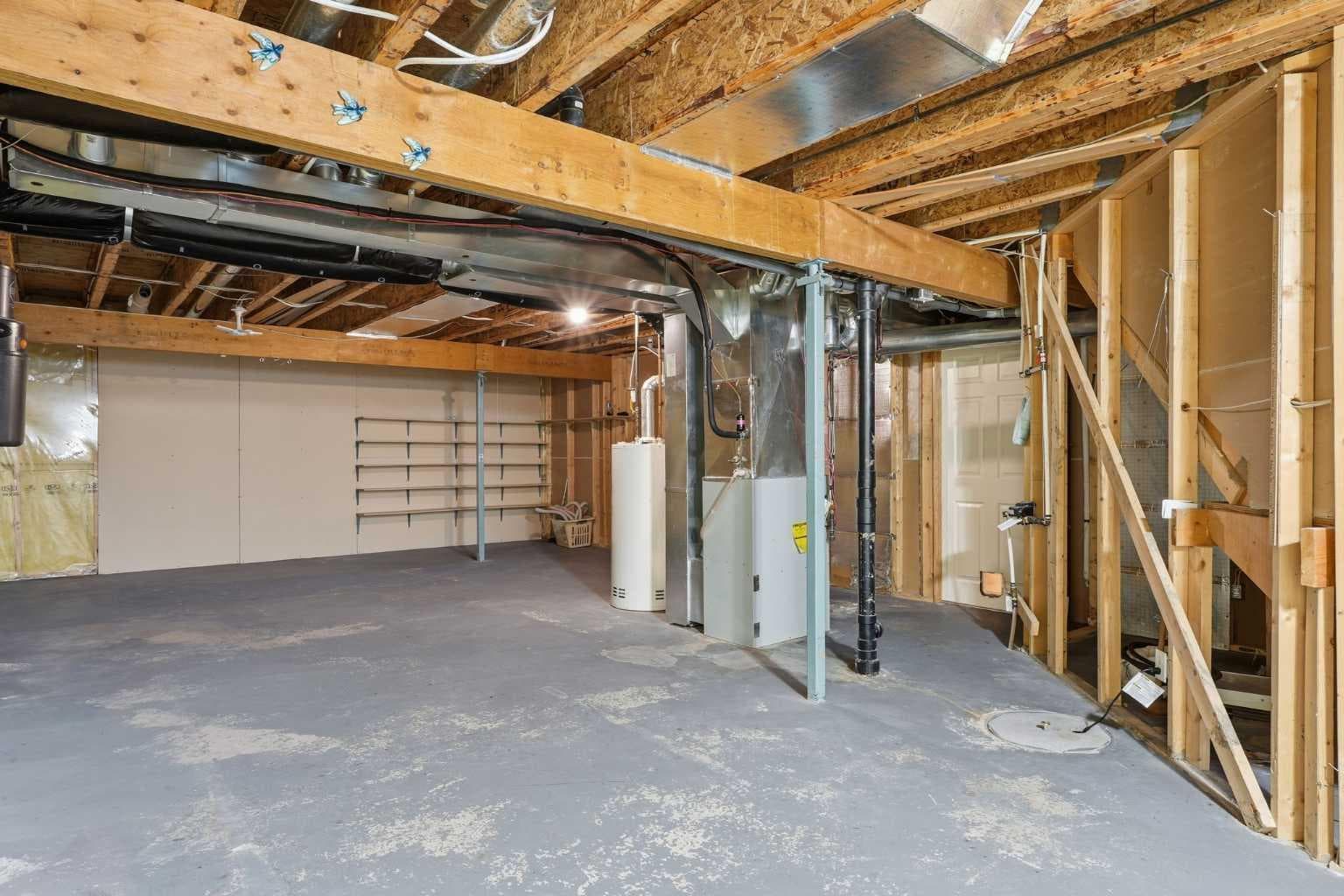 209 Oakmere Close 