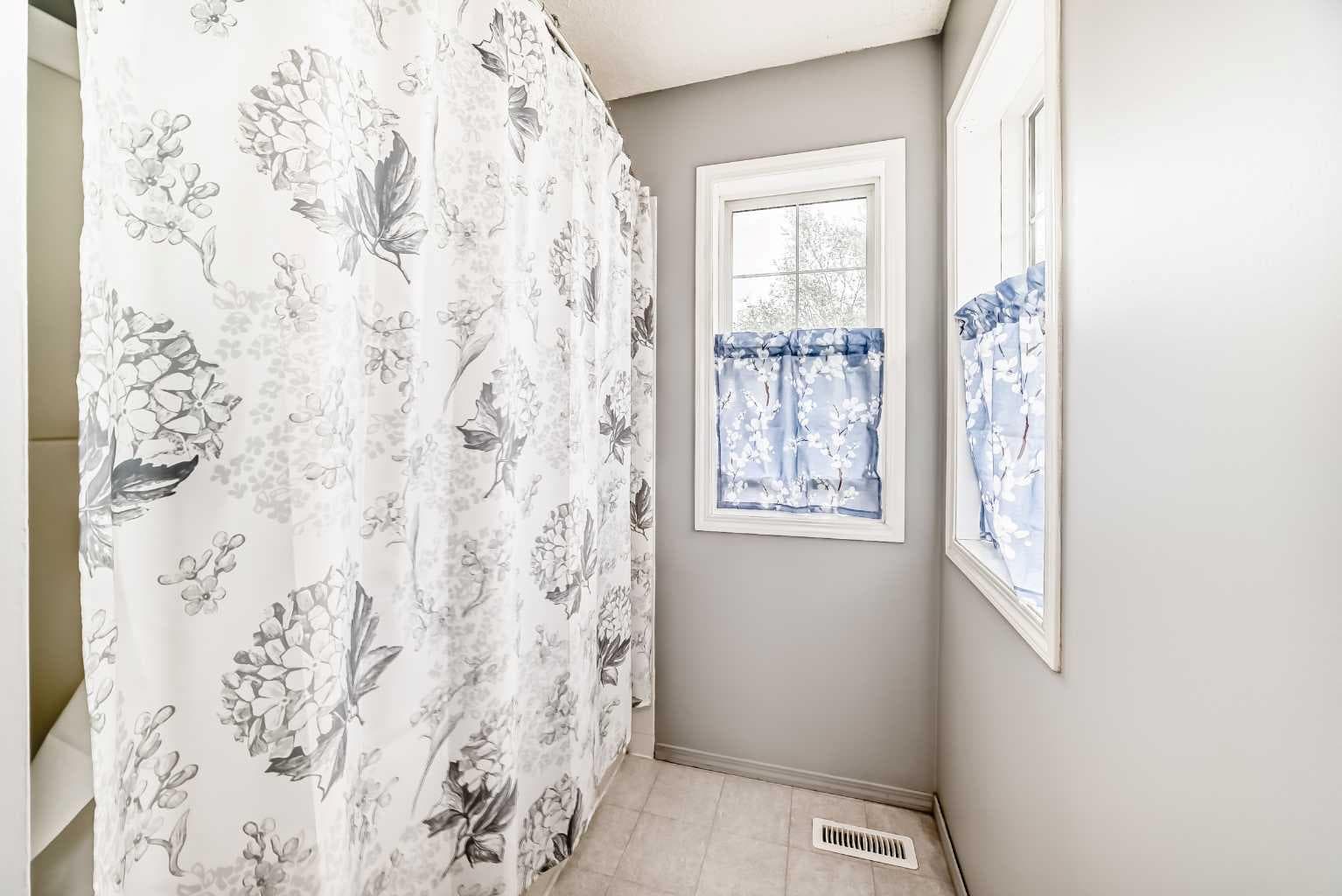 15 Citadel Meadow Crescent NW