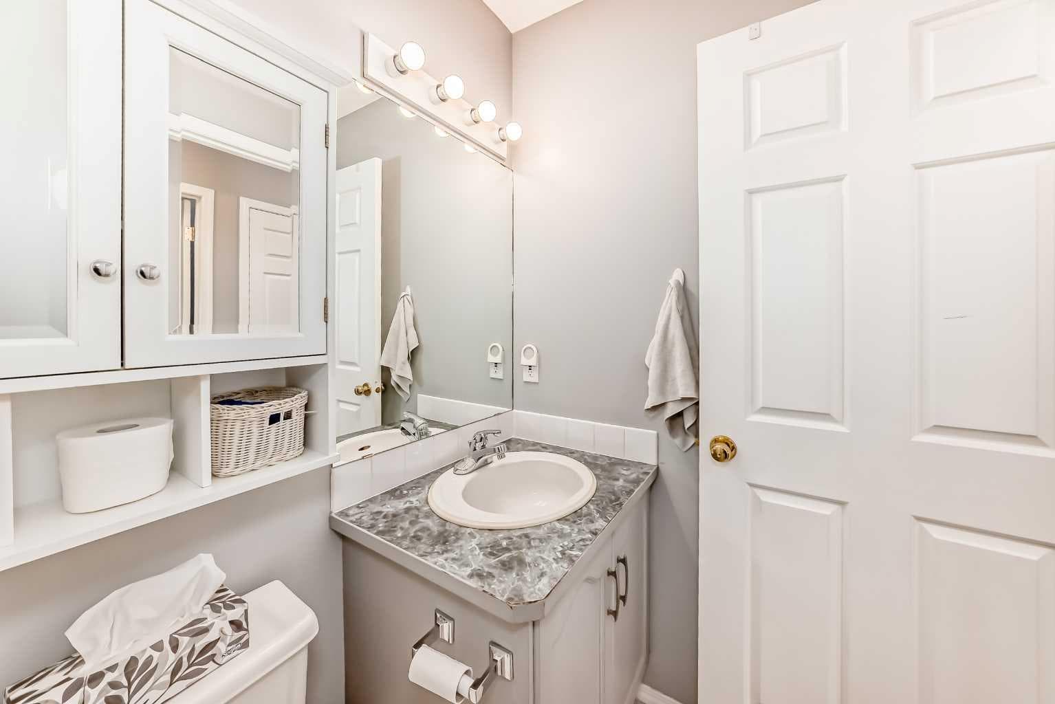 15 Citadel Meadow Crescent NW