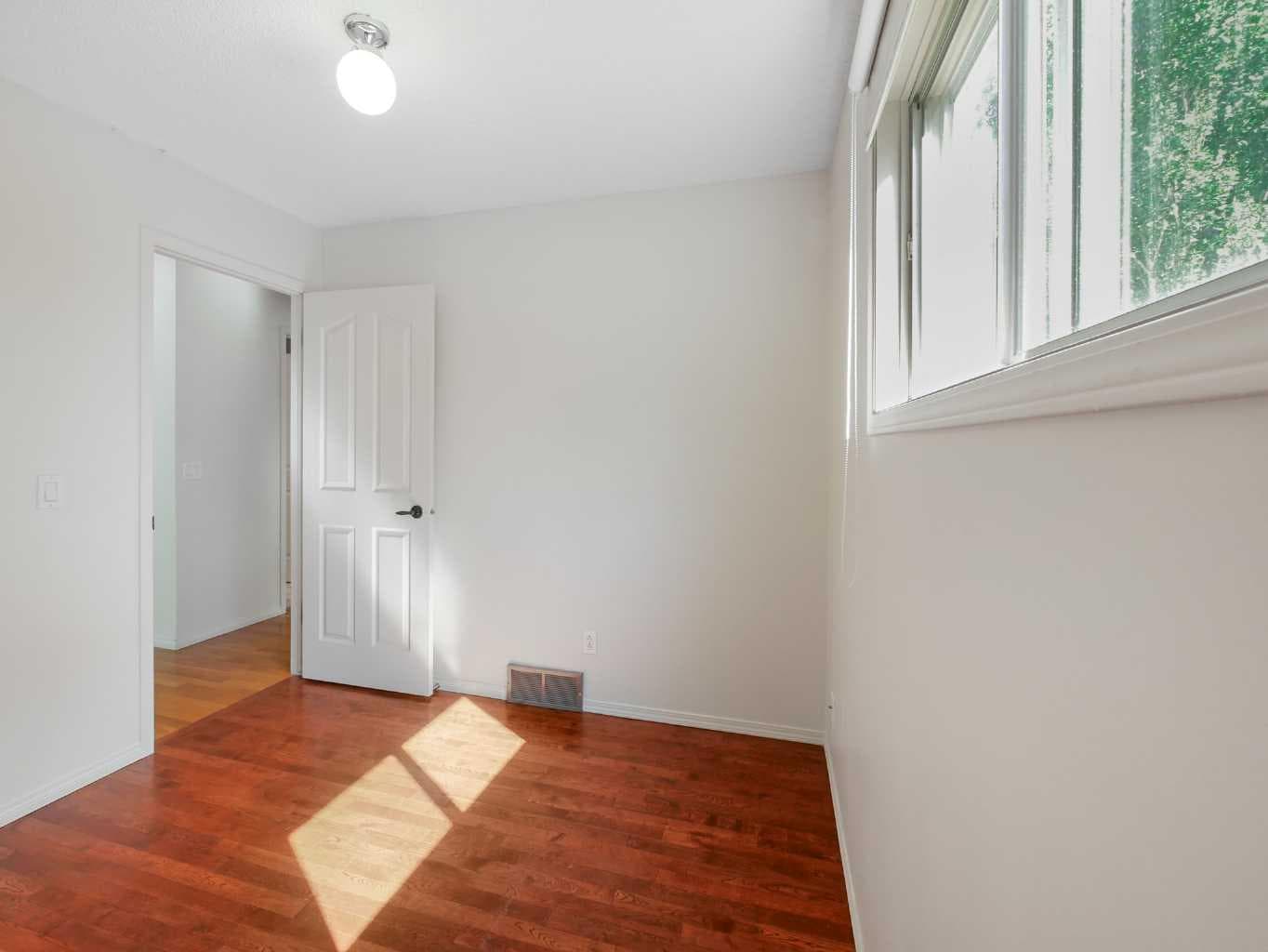 27 Erin Green Place SE