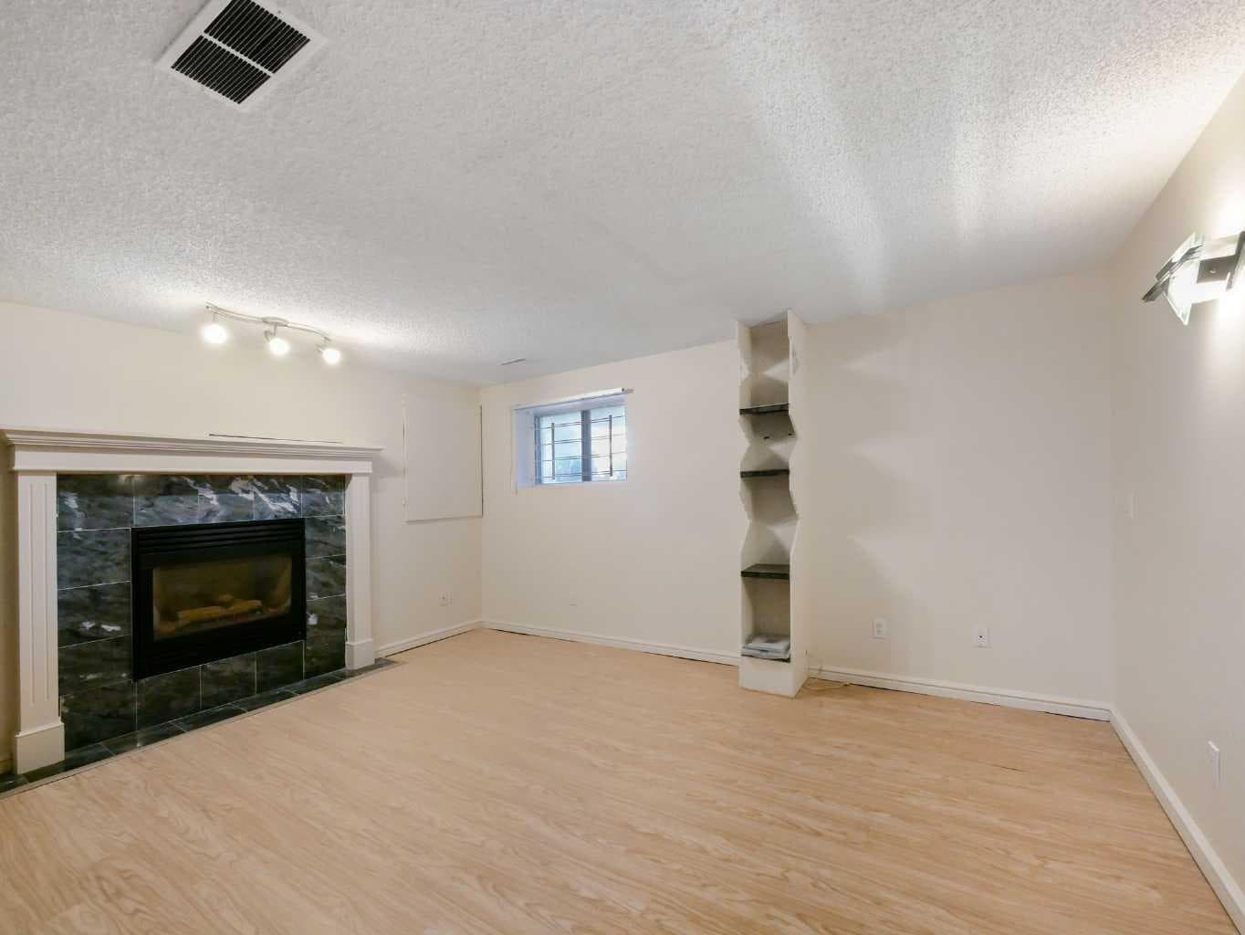27 Erin Green Place SE