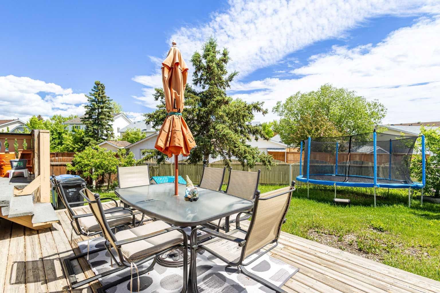 27 Erin Green Place SE
