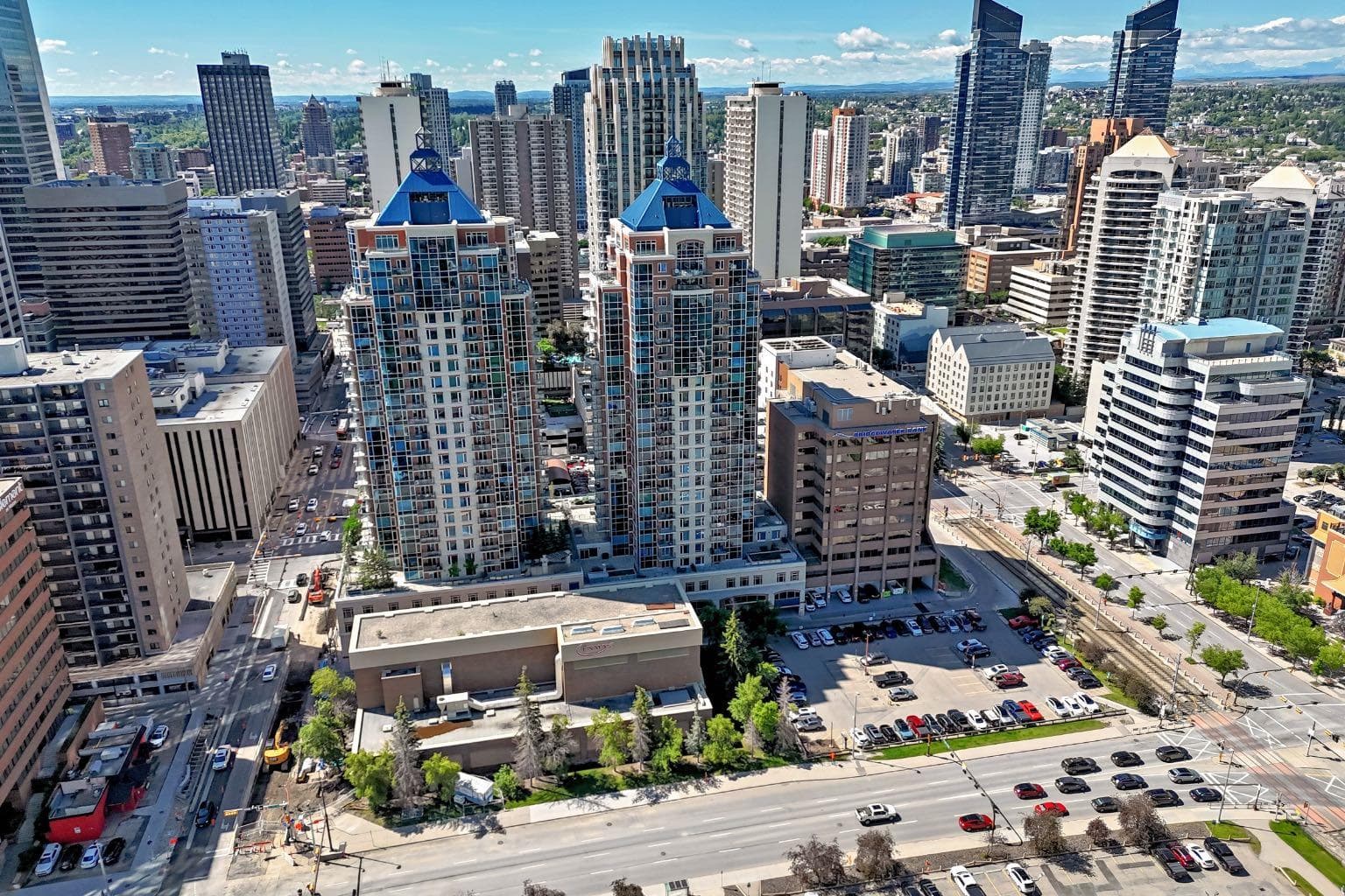1005, 910 5 Avenue SW