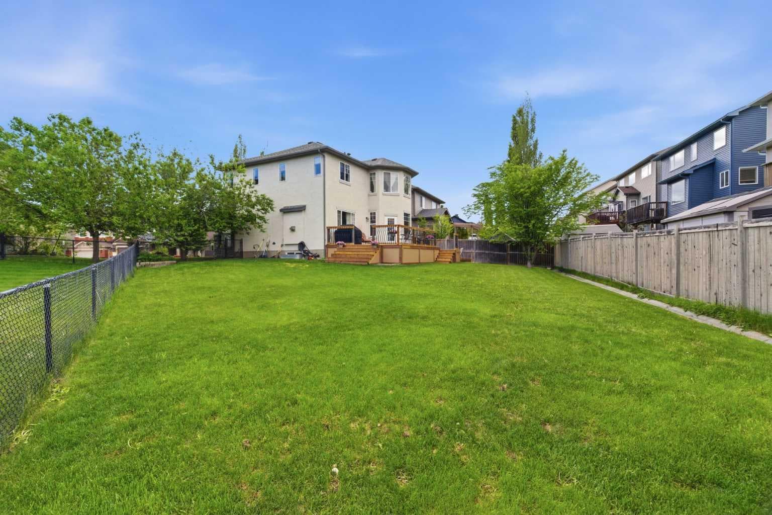 141 Panamount Green NW