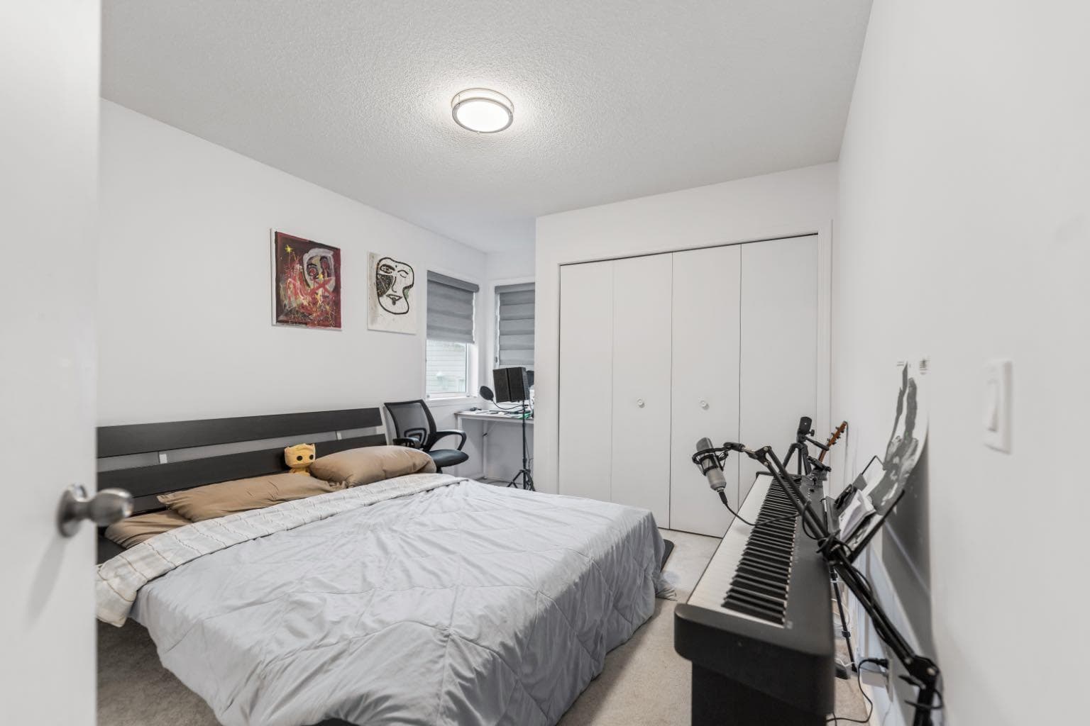 215 Carmel Close NE