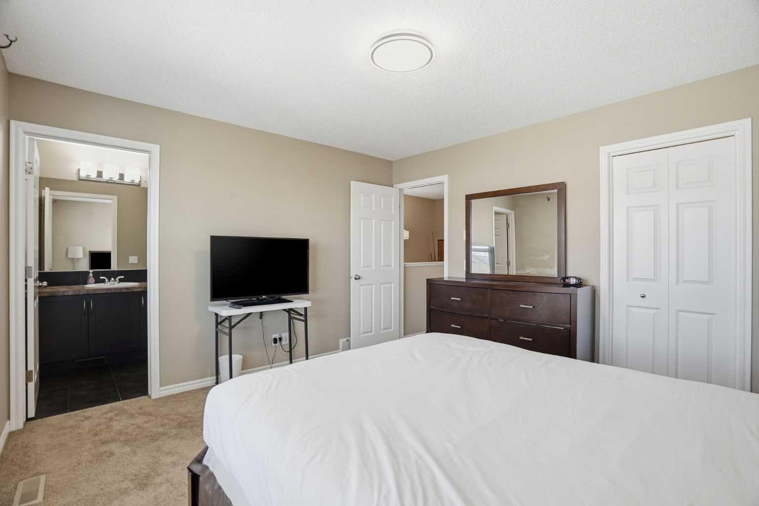 267 Skyview Springs Gardens NE