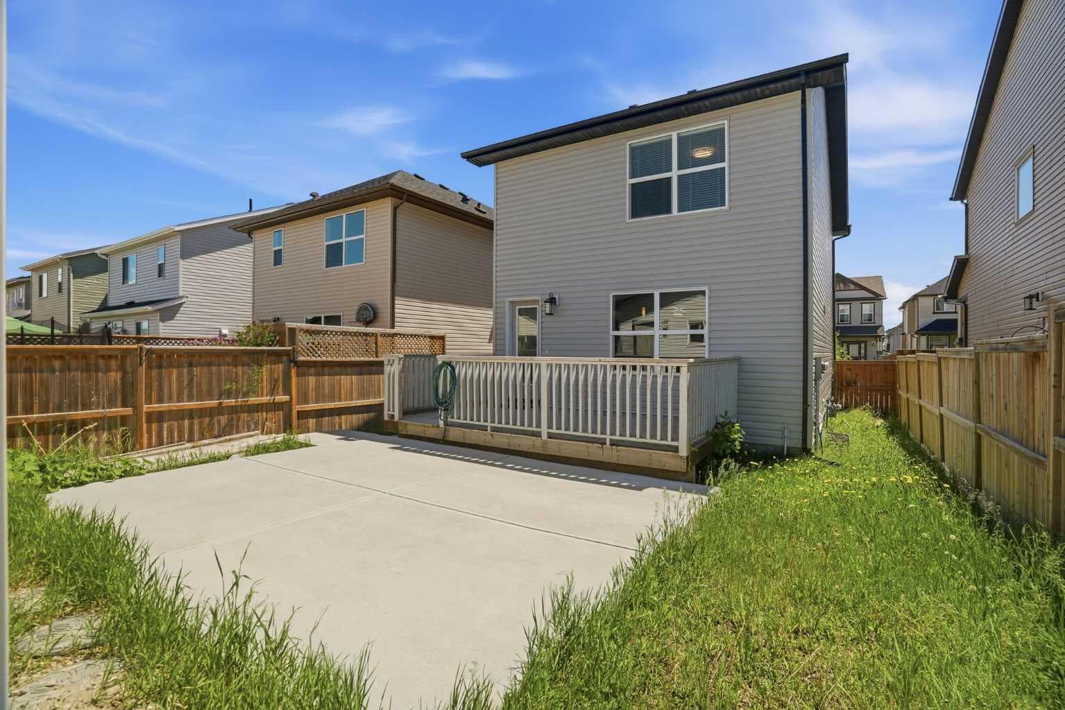 267 Skyview Springs Gardens NE